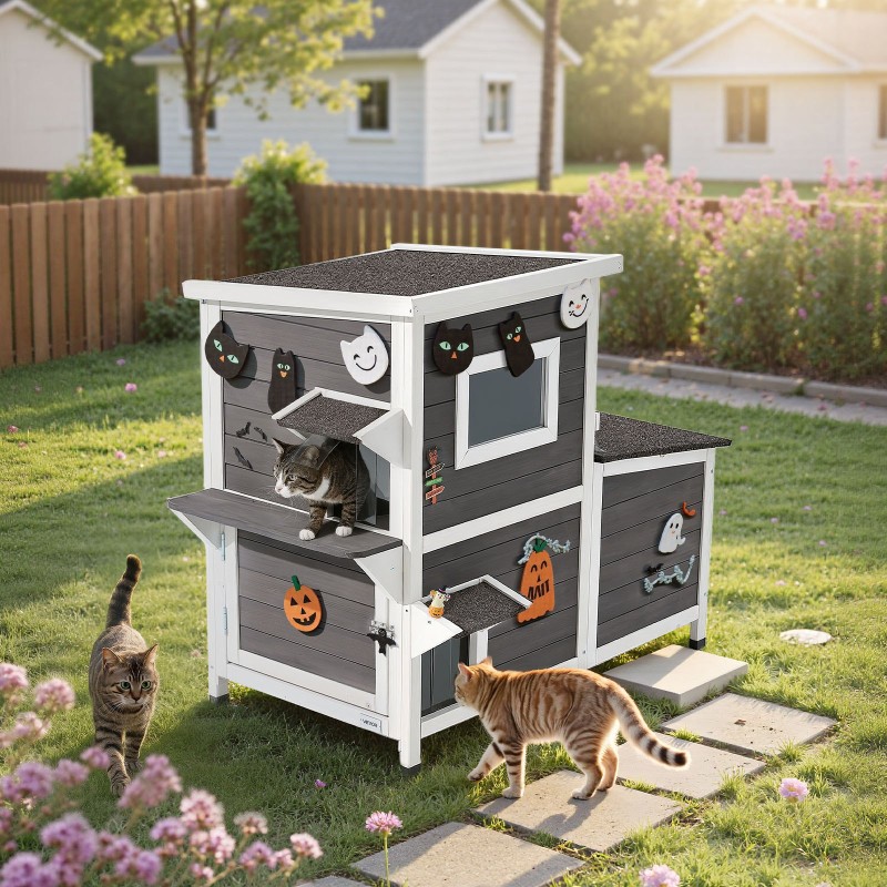 Puinen kaksikerroksinen ulkokissatalo massiivisesta kuusipuusta kolmelle kissalle asfalttihuopakatto korotettu pohja