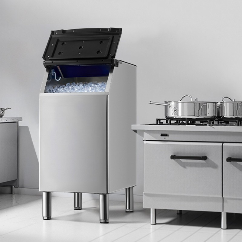 Jään säilytyssäiliö kaupalliseen käyttöön 136 kg kapasiteetti ruostumaton teräs ja PP-muovi