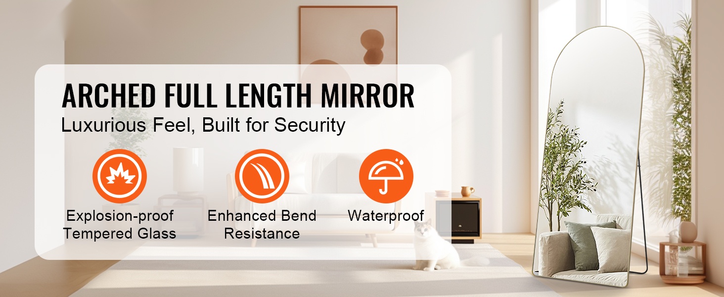 Kaareva kokovartalopeili lattialla telineellä