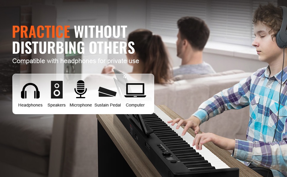 Kuuloke- ja mikrofoniliitännät